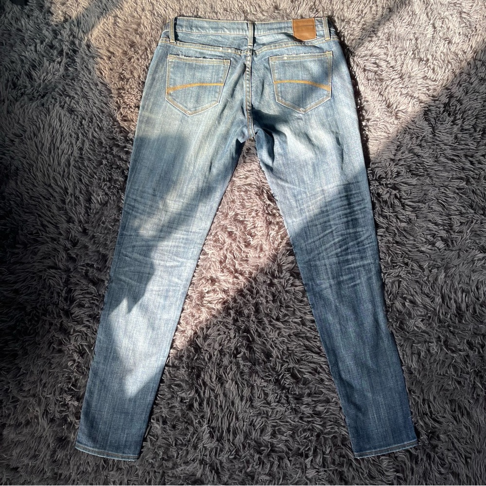 DRIFTWOOD Classic Blue Embroidered Jeans with Distressed Detailing USA Denim Y2K - Picture 7 of 10